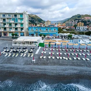 Piccolo Paradiso 3*, Bordighera Italia