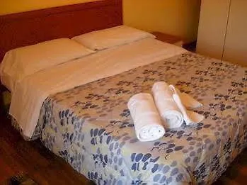 Rome'S Best Holidays Guest House Rzym